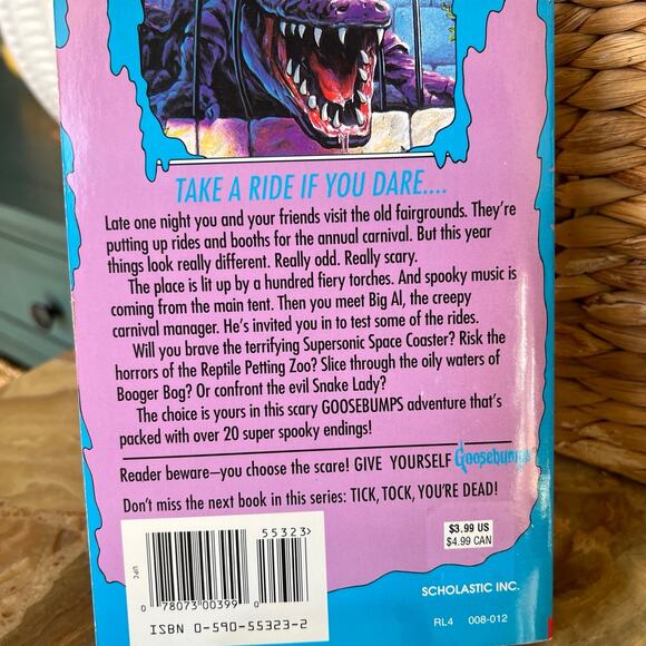 Give Yourself Goosebumps book 1 - Picture 3 of 3